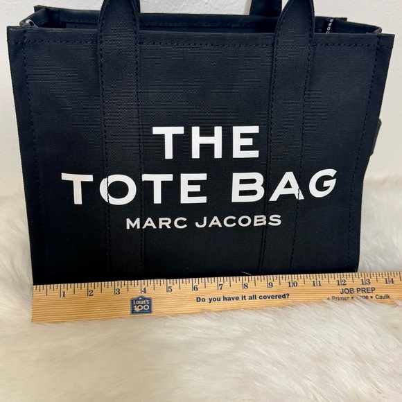 NWT Marc Jacobs The Tote Bag MEDIUM Purse Black Crossbody Canvas Zipper Travel - Picture 11 of 13